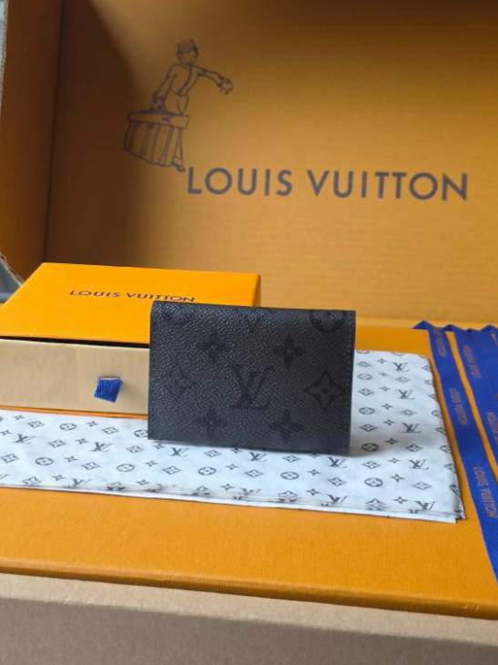Picture of Louis Vuitton Wallets _SKUfw225085271fw